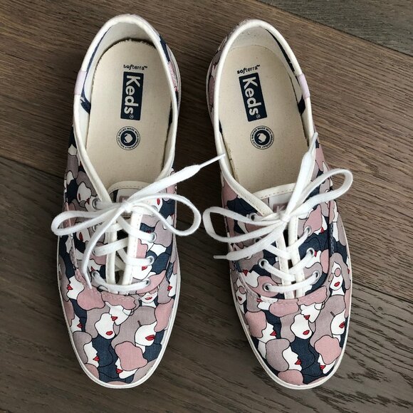 Keds Canvas Softerra Cushion Lace Up Sneakers w Face Graphics Pink Grey Sz 9 - Picture 1 of 10